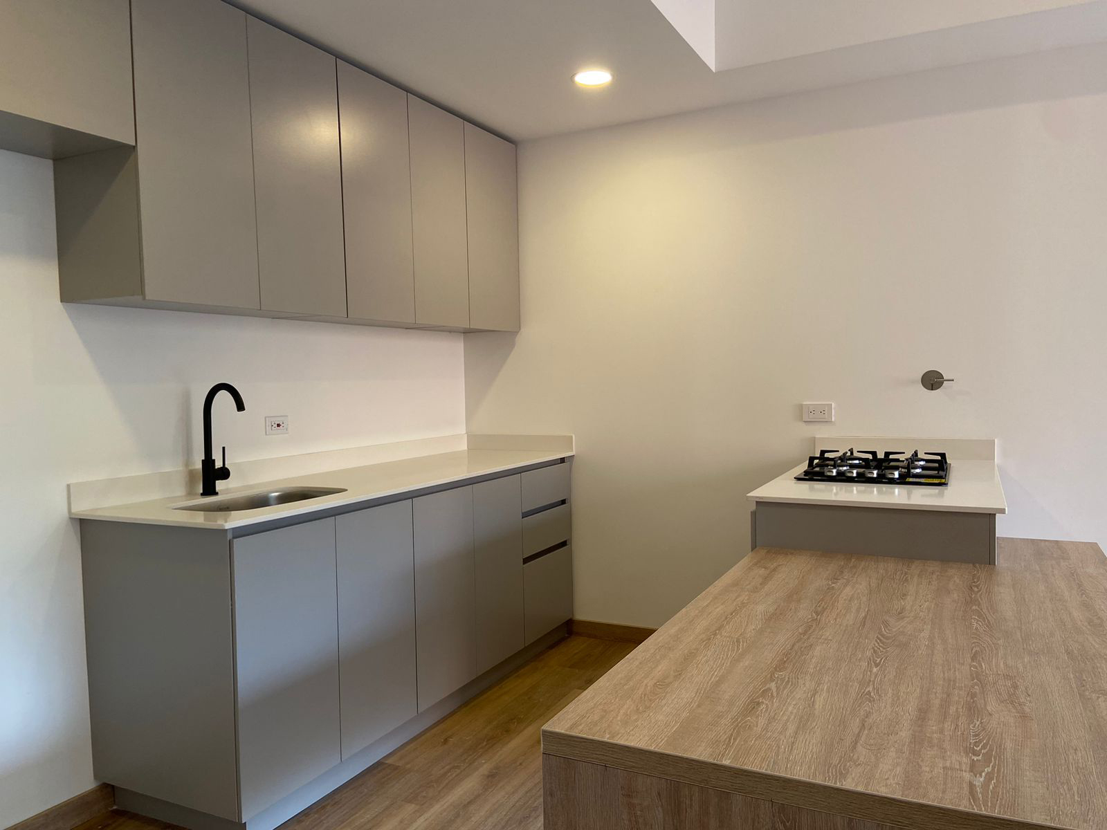 Apartamento en venta en Loma Del Barro, Envigado · foto 5 de 13