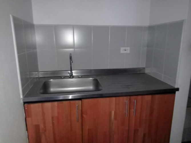 Bodega en arriendo en Santa Cruz, Envigado, 404 m² · foto 17 de 19