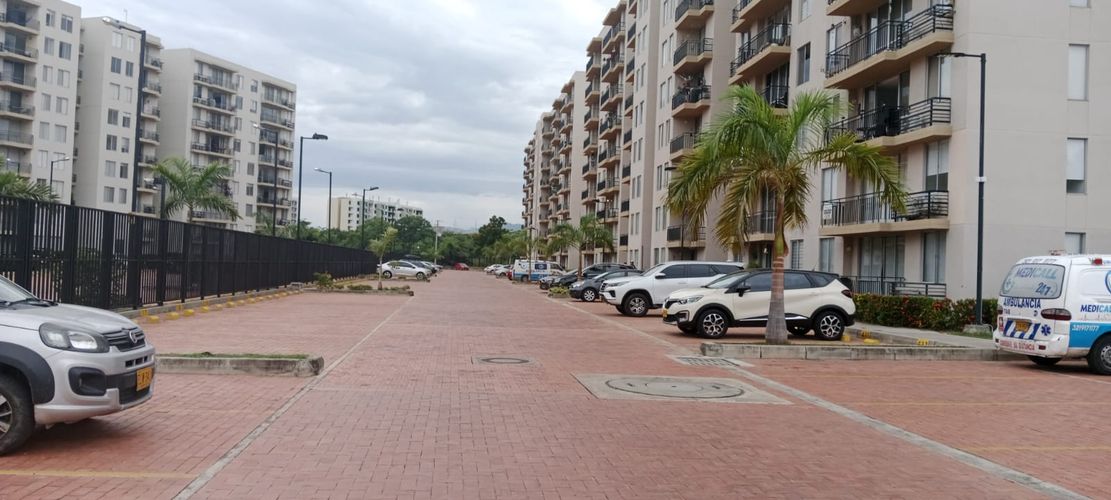 Apartamento de 2 alcobas en venta en Las Palmas, Ricaurte, 58 m² · foto 2 de 20