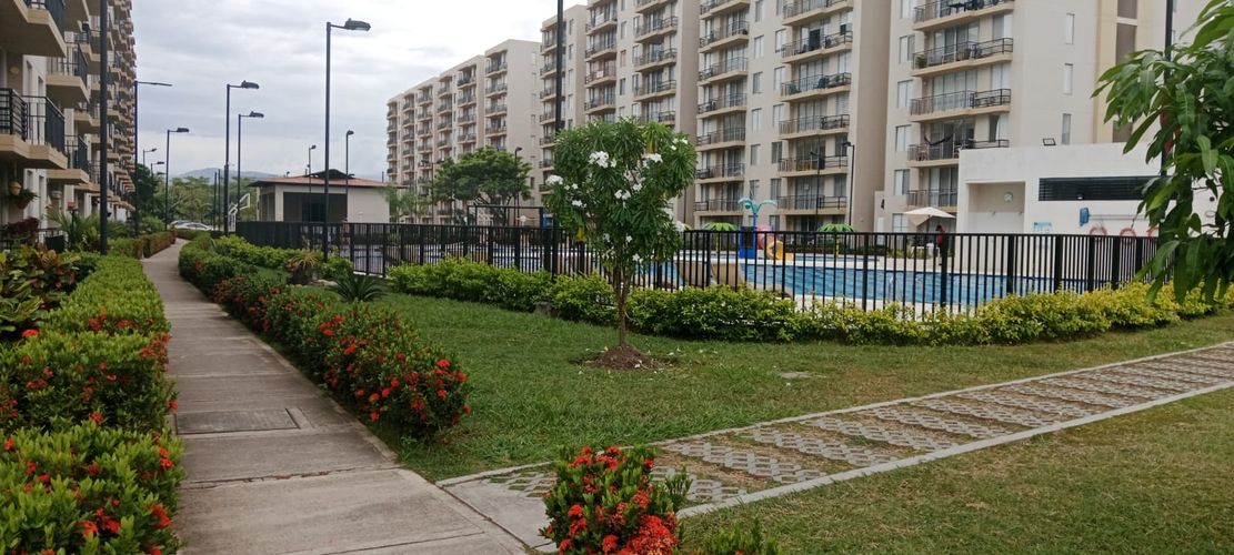 Apartamento de 2 alcobas en venta en Las Palmas, Ricaurte, 58 m² · foto 5 de 20