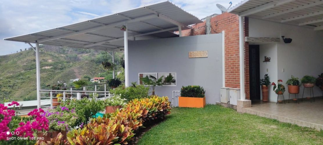 Casa de 5 alcobas en venta en La Luisa, Cali, 330 m² · foto 4 de 24