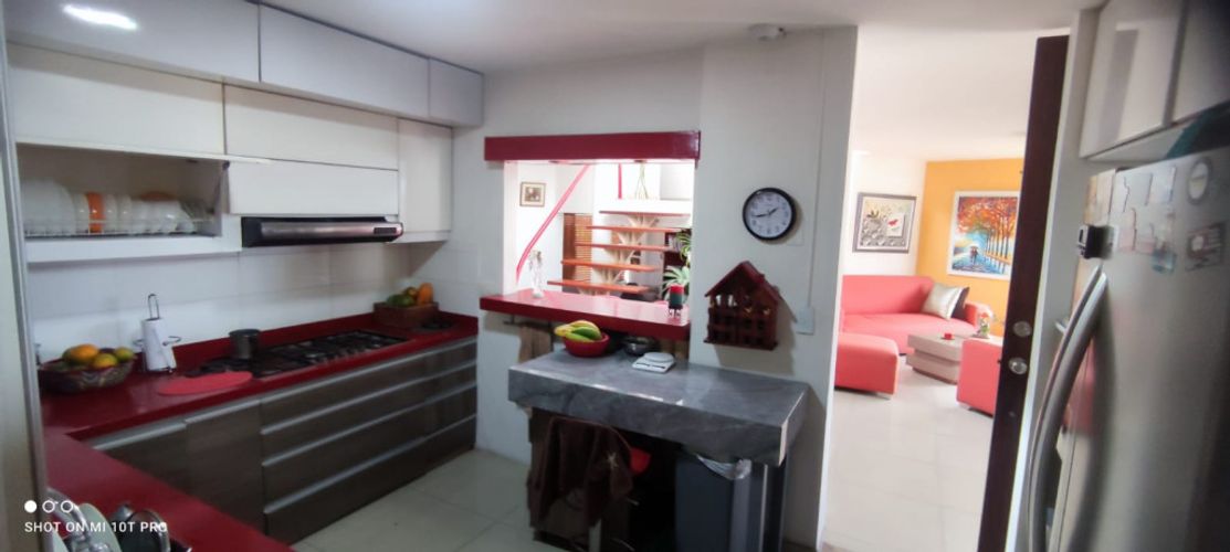 Casa de 5 alcobas en venta en La Luisa, Cali, 330 m² · foto 14 de 24
