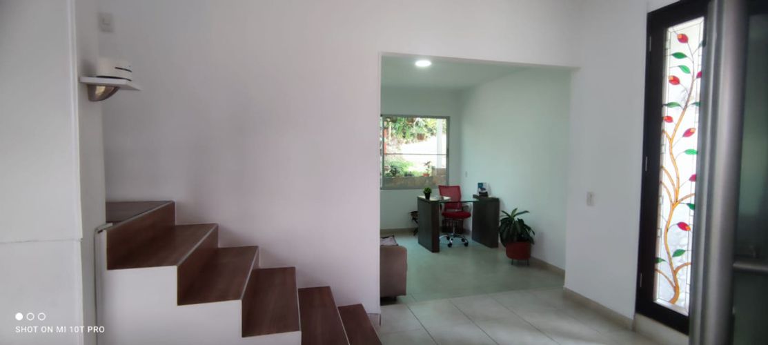 Casa de 5 alcobas en venta en La Luisa, Cali, 330 m² · foto 21 de 24