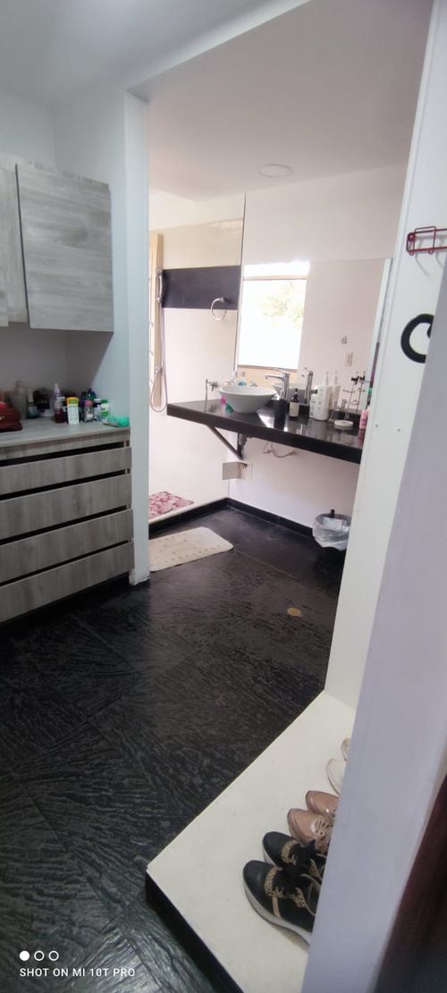 Casa de 5 alcobas en venta en La Luisa, Cali, 330 m² · foto 23 de 24