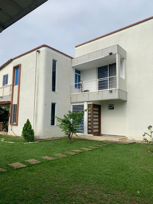 Casa de 4 alcobas en venta en La Morada, Jamundí, 300 m² · foto 2 de 24