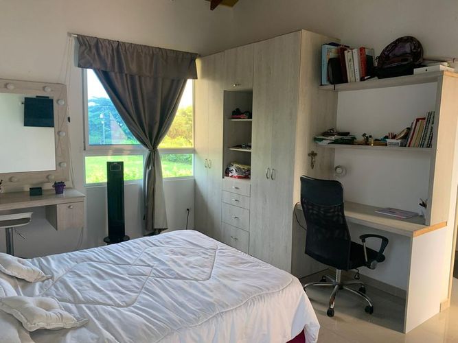 Casa de 4 alcobas en venta en La Morada, Jamundí, 300 m² · foto 13 de 24