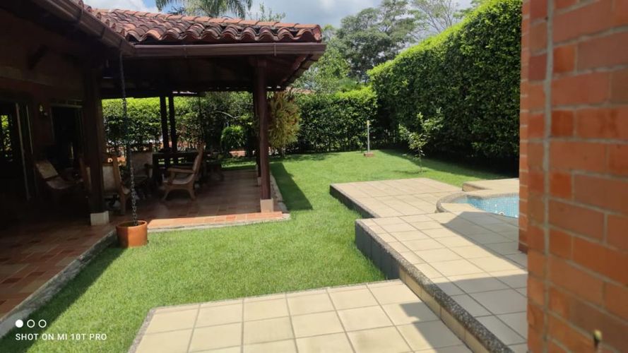 Casa de 3 alcobas en venta en Pance, Cali, 300 m² · foto 3 de 24