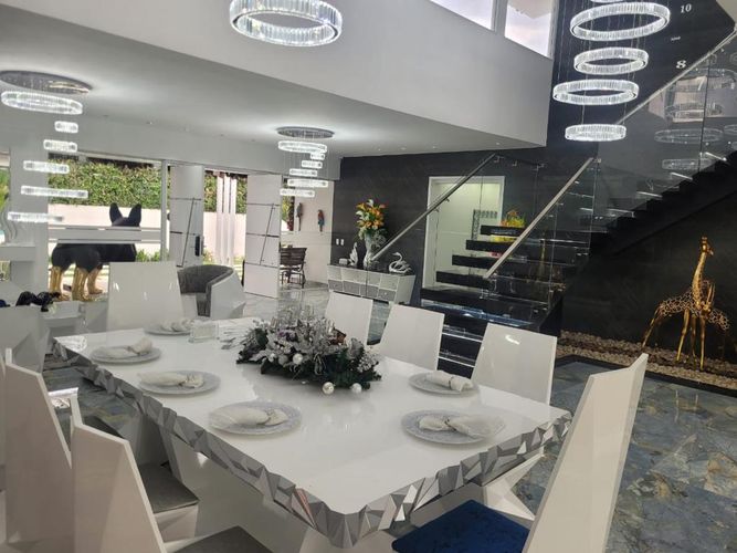 Casa de 6 alcobas en venta en Las Mercedes, Jamundí, 1500 m² · foto 8 de 24