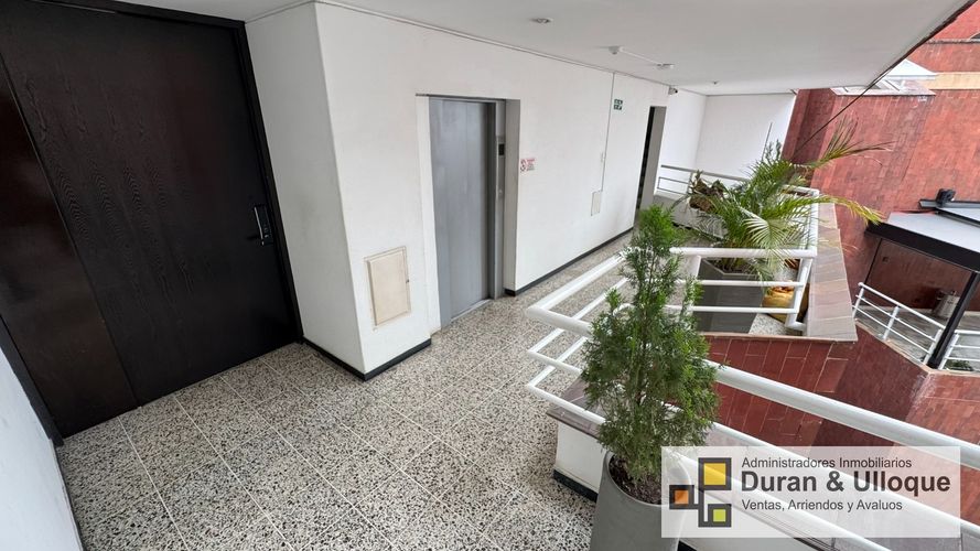 Apartamento de 3 alcobas en venta en Sotomayor, Bucaramanga, 348 m² · foto 9 de 24