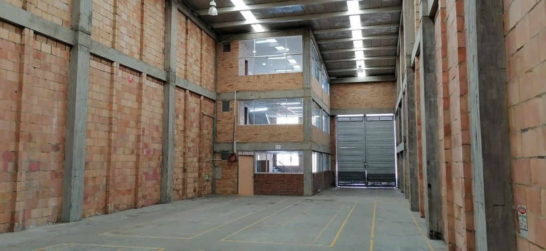 Bodega en arriendo en Siberia, Cota, 390 m² · foto 16 de 22