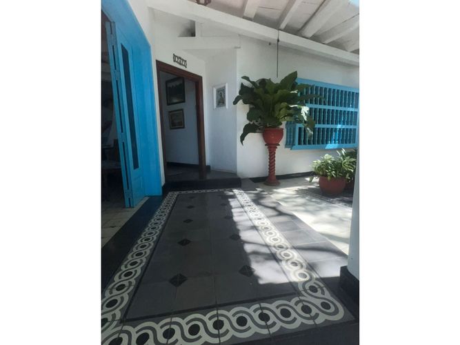 Casa de 5 alcobas en venta en Manga, Cartagena, 320 m² · foto 3 de 17