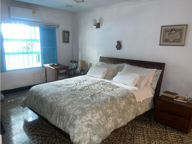 Casa de 5 alcobas en venta en Manga, Cartagena, 320 m² · foto 12 de 17