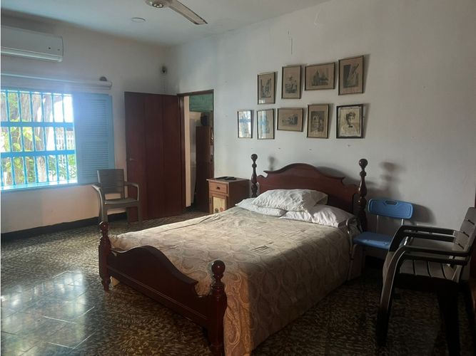 Casa de 5 alcobas en venta en Manga, Cartagena, 320 m² · foto 13 de 17