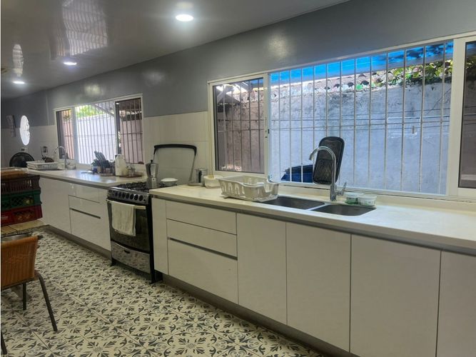 Casa de 5 alcobas en venta en Manga, Cartagena, 320 m² · foto 16 de 17