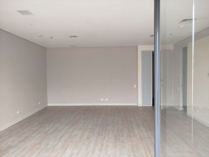 Local en arriendo en El Poblado, Medellín, 81 m² · foto 6 de 14