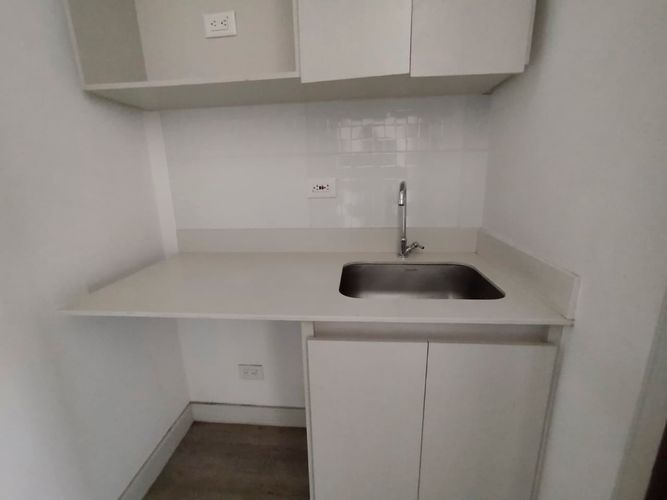 Local en arriendo en El Poblado, Medellín, 81 m² · foto 13 de 14