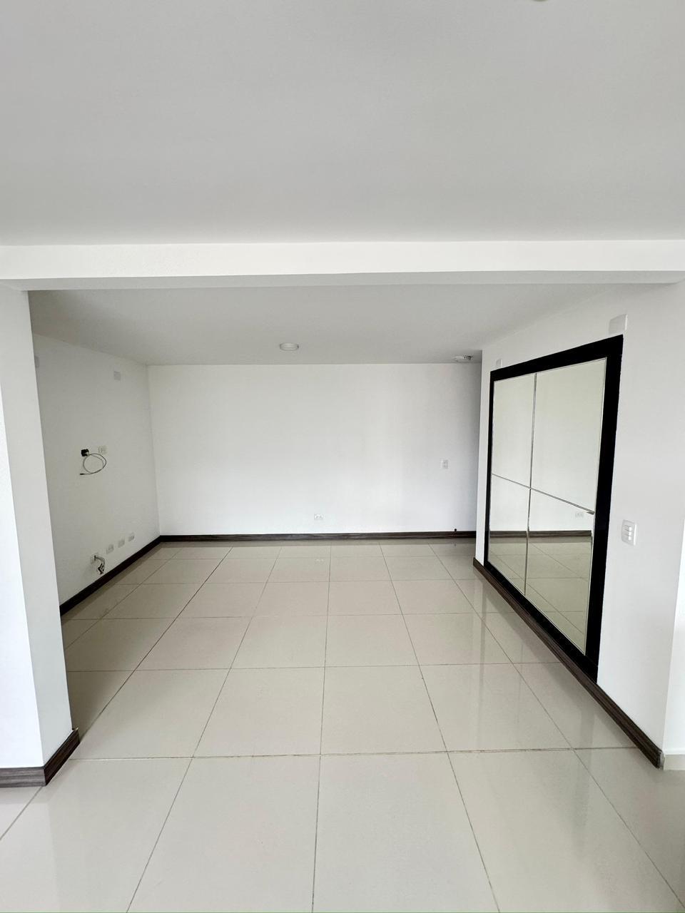 Apartamento en venta en Suramerica, Itagüí · foto 4 de 24