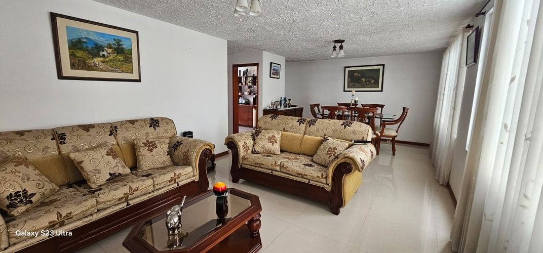 Casa de 7 alcobas en venta en Centro, Funza, 230 m² · foto 4 de 24