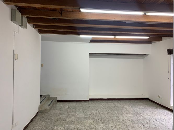 Oficina en arriendo en Patio Bonito, Medellín, 300 m² · foto 14 de 17