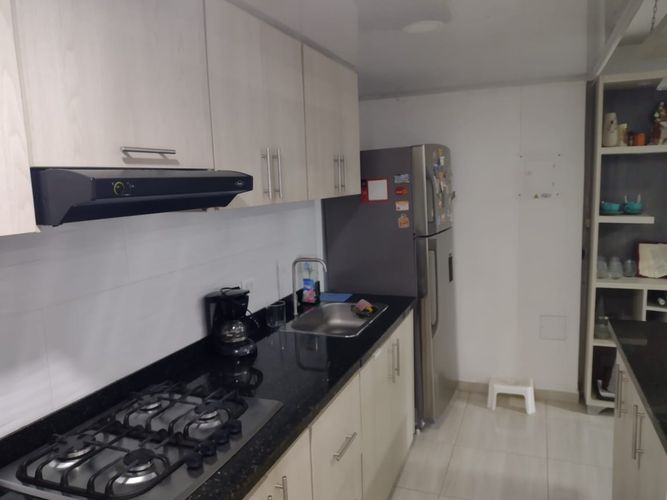 Apartamento de 2 alcobas en venta en El Carmelo, Candelaria, 51 m² · foto 8 de 20