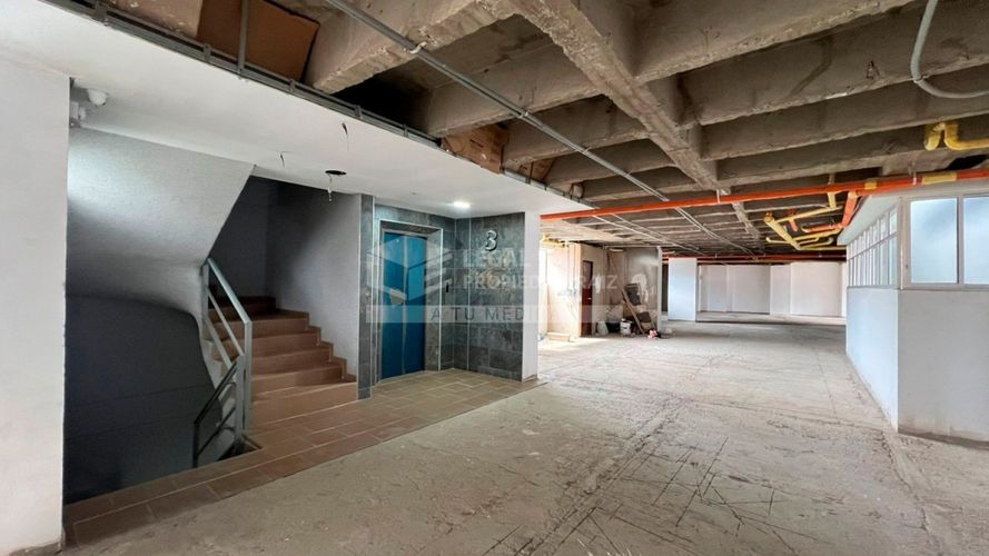 Bodega en arriendo en Buenos Aires, Bello, 390 m² · foto 2 de 10