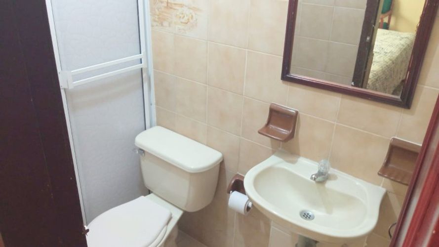 Casa de 7 alcobas en arriendo en Centro, Piedecuesta, 450 m² · foto 12 de 18