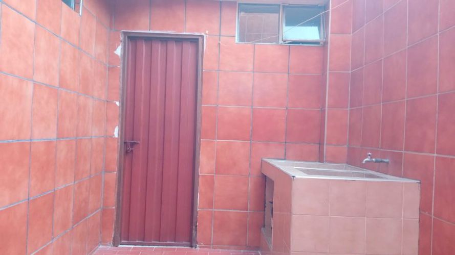 Casa de 7 alcobas en arriendo en Centro, Piedecuesta, 450 m² · foto 16 de 18
