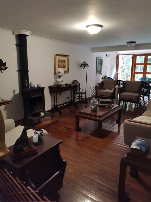 Casa de 3 alcobas en venta en Loma Del Escobero, Envigado, 235 m² · foto 3 de 24