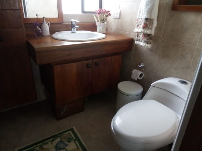 Casa de 3 alcobas en venta en Loma Del Escobero, Envigado, 235 m² · foto 12 de 24