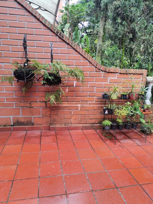 Casa de 3 alcobas en venta en Loma Del Escobero, Envigado, 235 m² · foto 19 de 24