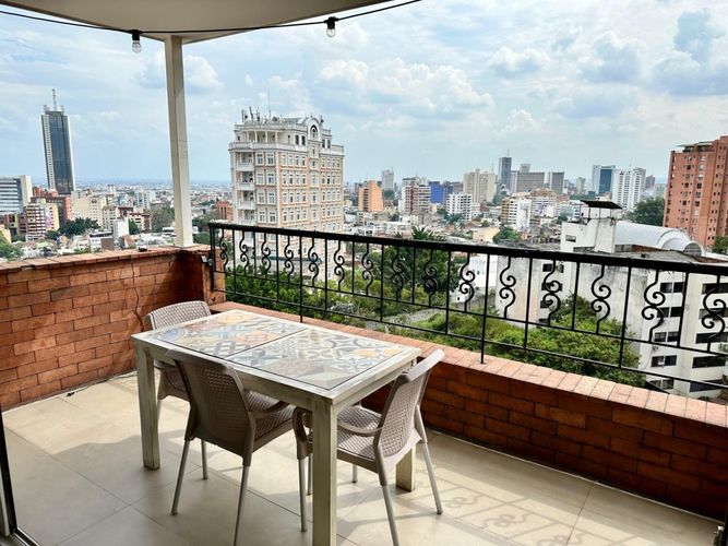 Apartamento de 3 alcobas en venta en Santa Monica, Cali, 246 m² · foto 5 de 13