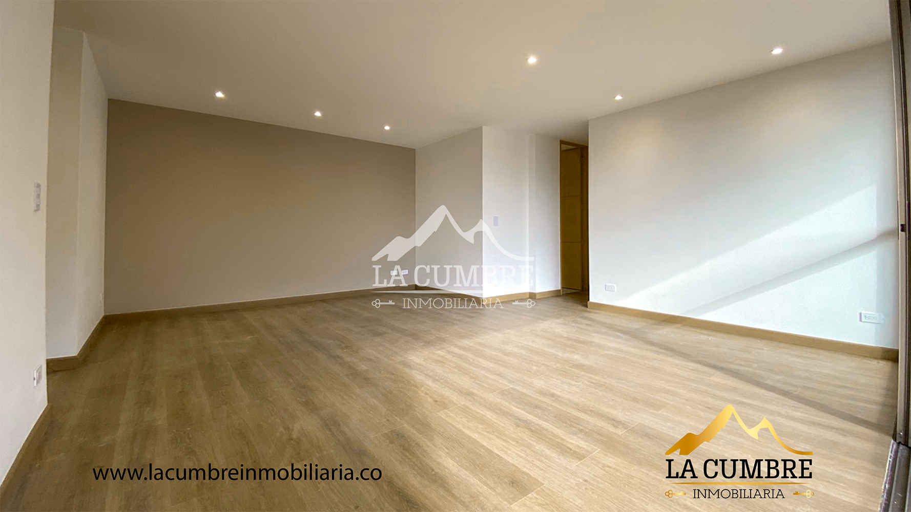 Apartamento en arriendo en Los Balsos, Medellín · foto 2 de 11