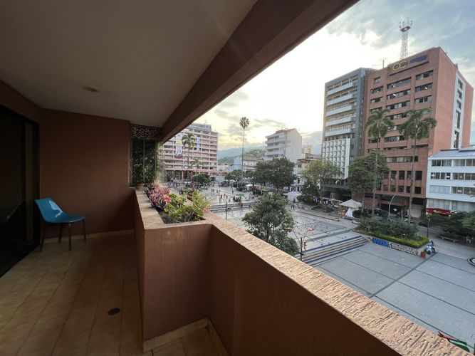 Apartamento de 2 alcobas en venta en Centro, Ibagué, 198 m² · foto 14 de 19