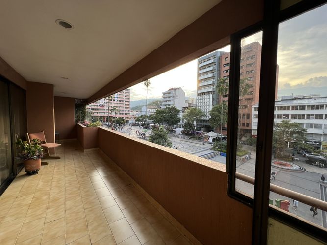 Apartamento de 2 alcobas en venta en Centro, Ibagué, 198 m² · foto 15 de 19