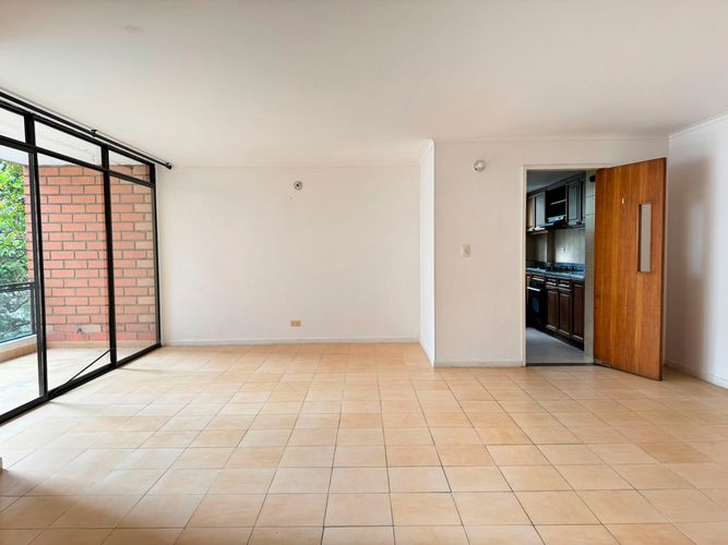 Apartamento de 3 alcobas en arriendo en El Poblado, Medellín, 140 m² · foto 5 de 16