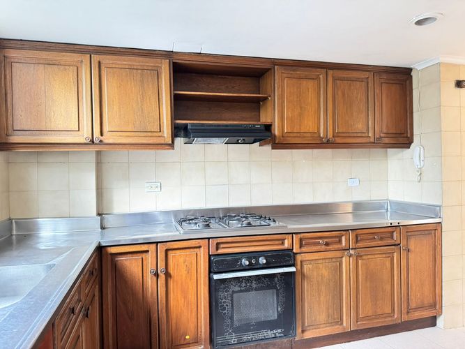 Apartamento de 3 alcobas en arriendo en El Poblado, Medellín, 140 m² · foto 6 de 16