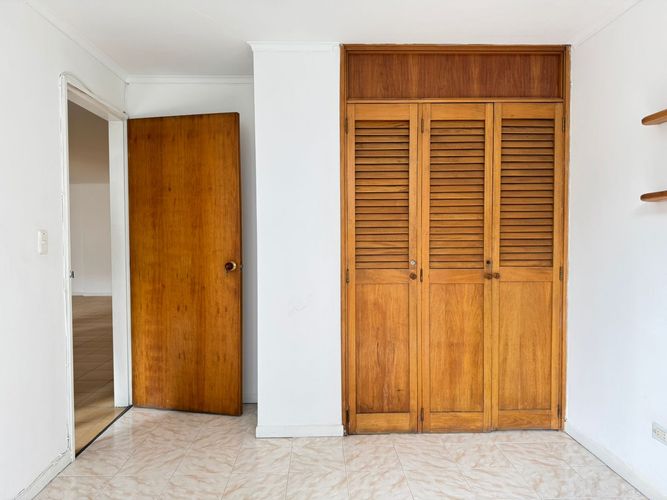 Apartamento de 3 alcobas en arriendo en El Poblado, Medellín, 140 m² · foto 9 de 16
