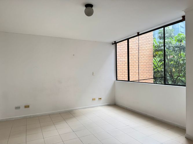 Apartamento de 3 alcobas en arriendo en El Poblado, Medellín, 140 m² · foto 12 de 16