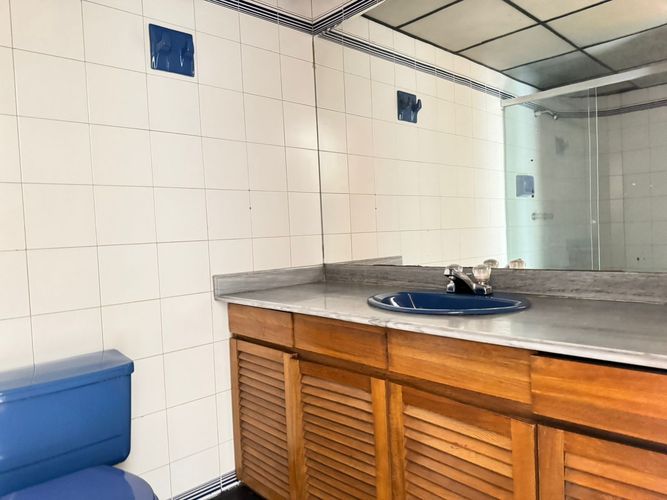 Apartamento de 3 alcobas en arriendo en El Poblado, Medellín, 140 m² · foto 14 de 16