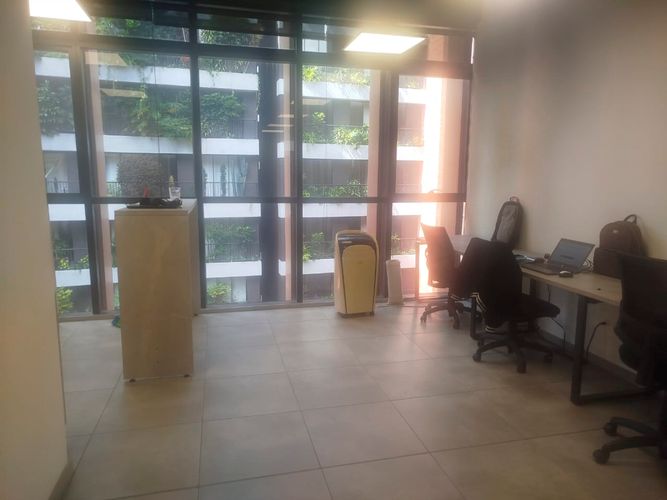 Oficina en arriendo en El Poblado, Medellín, 42 m² · foto 4 de 15