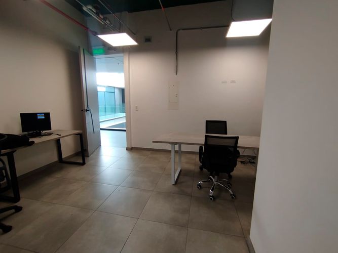 Oficina en arriendo en El Poblado, Medellín, 42 m² · foto 12 de 15