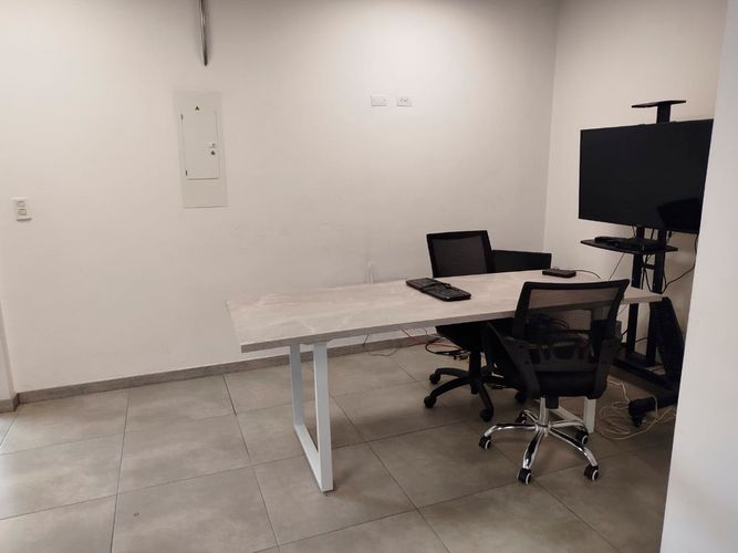 Oficina en arriendo en El Poblado, Medellín, 42 m² · foto 14 de 15