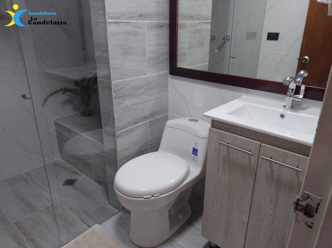 Casa de 3 alcobas en venta en Berlin, Medellín, 256 m² · foto 6 de 16