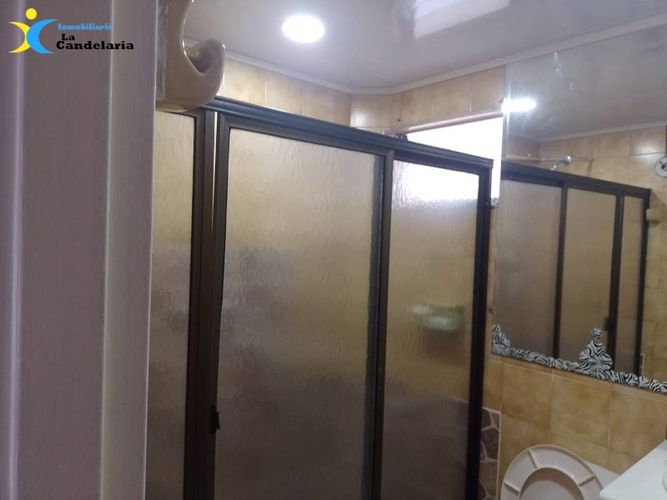 Casa de 3 alcobas en venta en Berlin, Medellín, 256 m² · foto 12 de 16