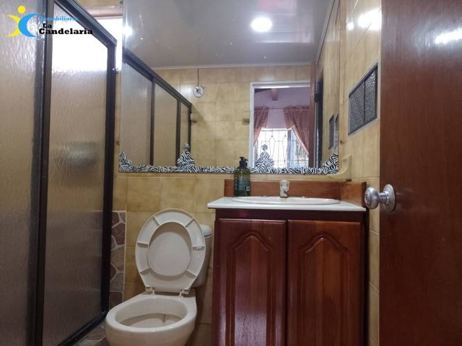 Casa de 3 alcobas en venta en Berlin, Medellín, 256 m² · foto 13 de 16
