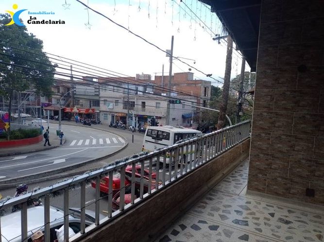 Casa de 3 alcobas en venta en Berlin, Medellín, 256 m² · foto 16 de 16