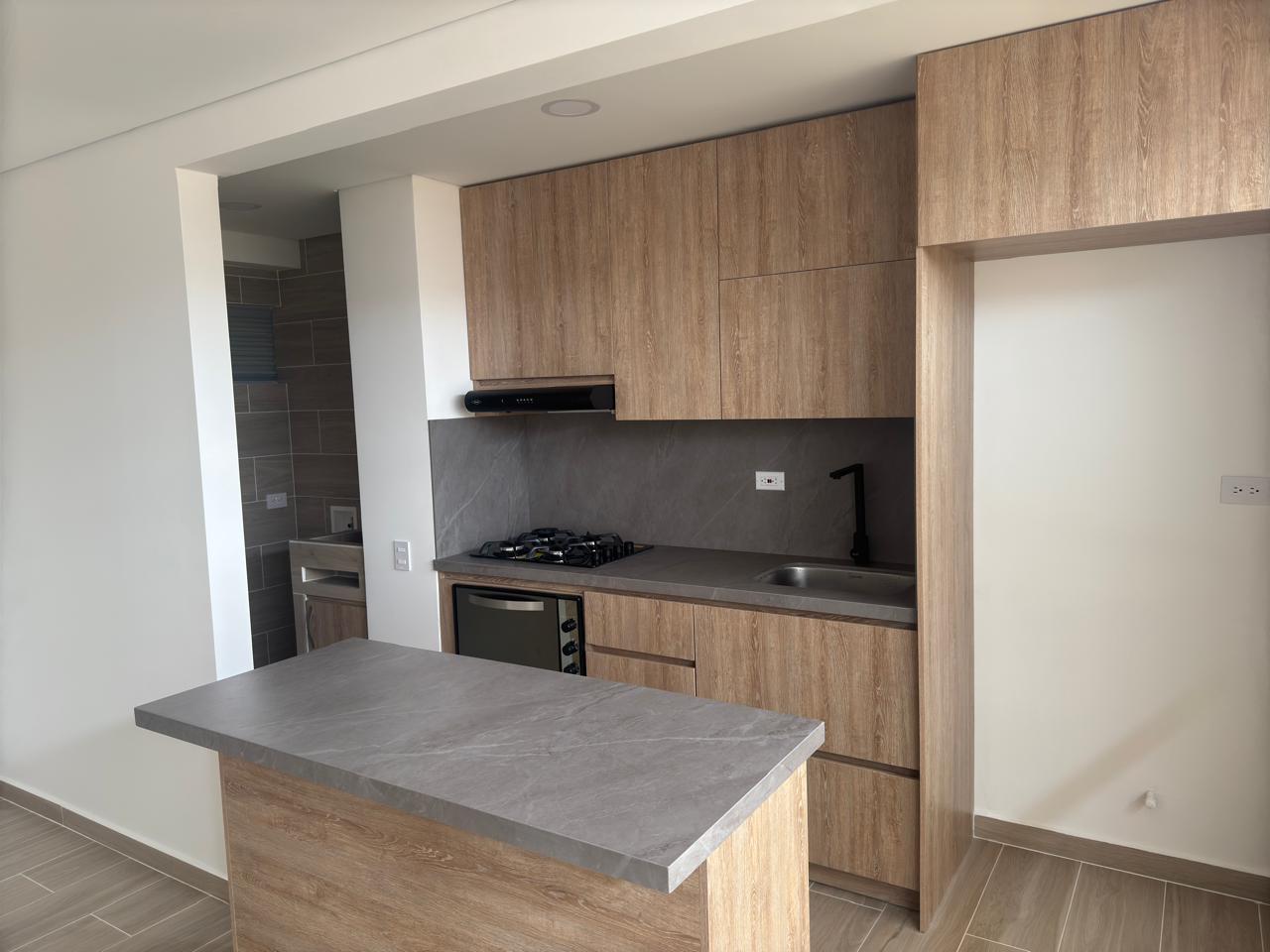 Apartamento en venta en Centro, Itagüí · foto 4 de 24