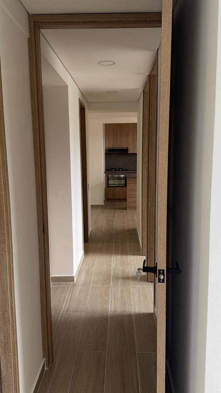Apartamento en venta en Centro, Itagüí · foto 7 de 24