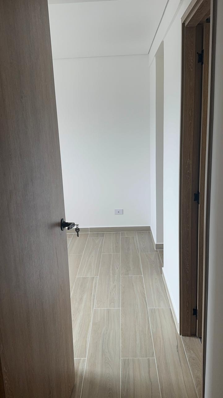 Apartamento en venta en Centro, Itagüí · foto 11 de 24