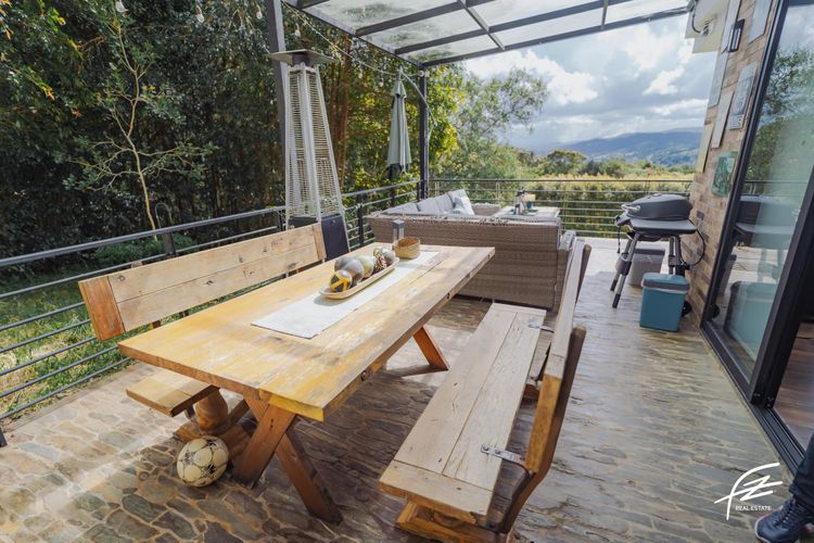 Casa de 4 alcobas en venta en Pantanillo, Envigado, 450 m² · foto 7 de 23